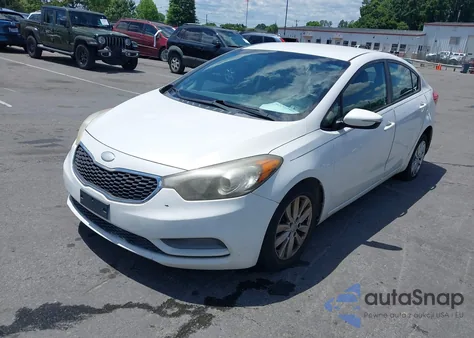 2014 Kia Forte Lx z USA, uszkodzony, nr VIN KNAFX4A61E5055158
